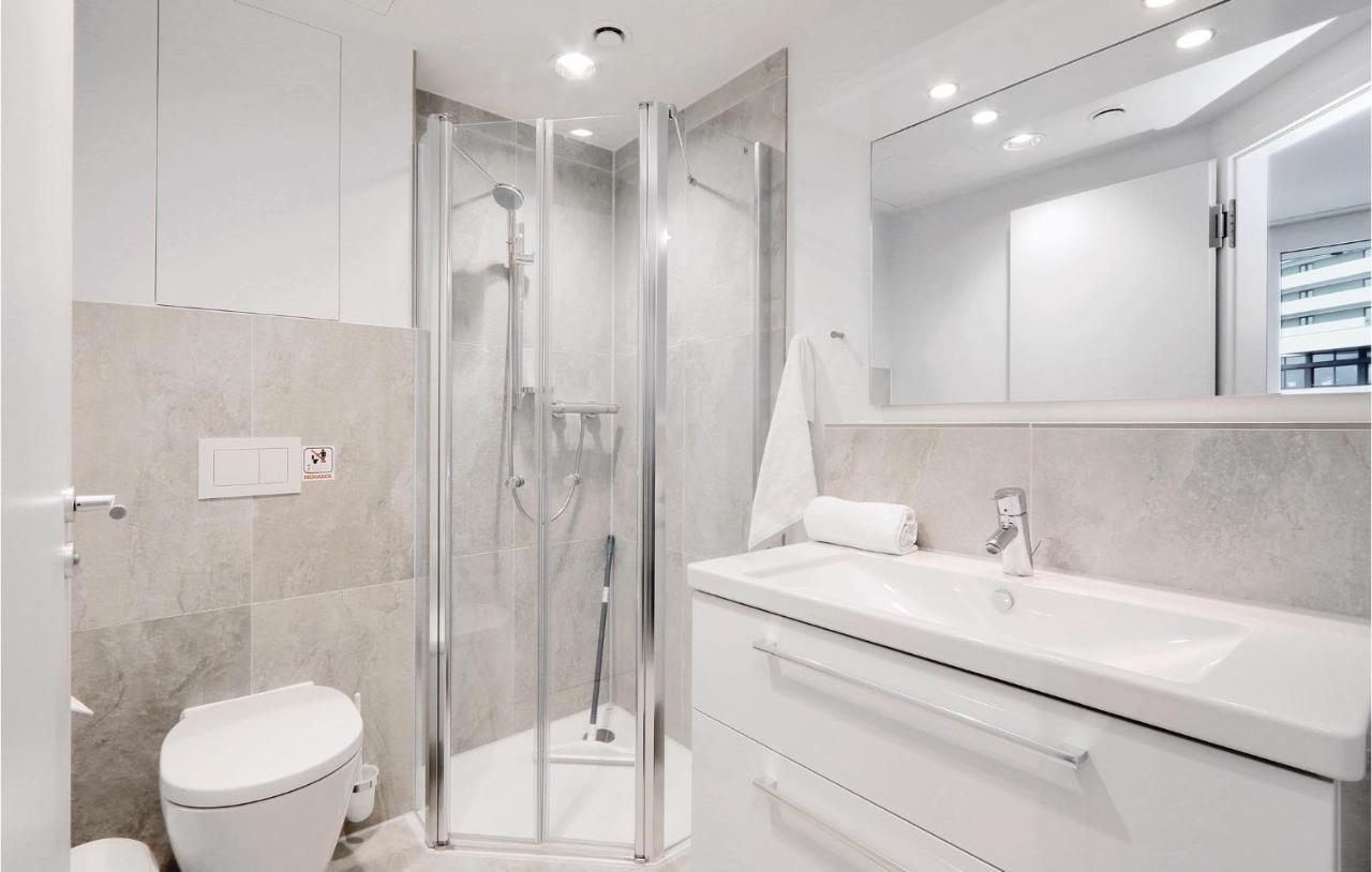 1 Bedroom Gorgeous In Travemuende Apartment